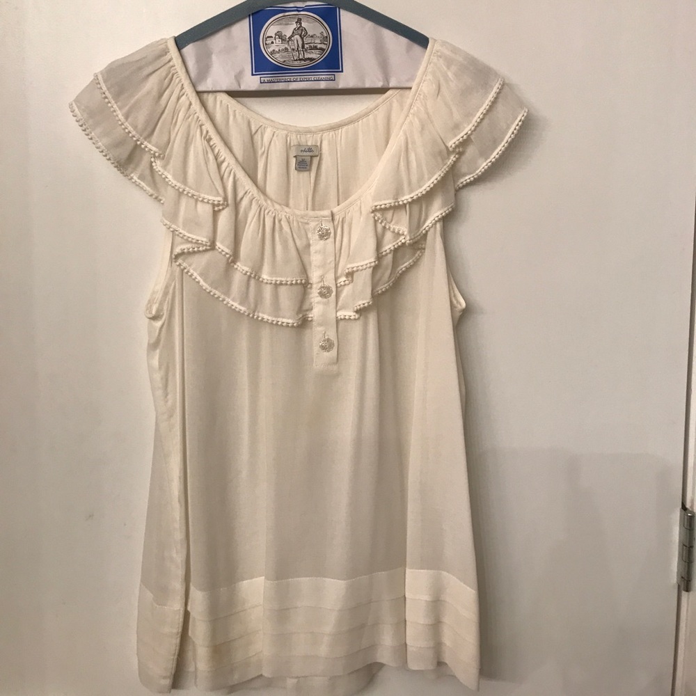 Sleeveless top