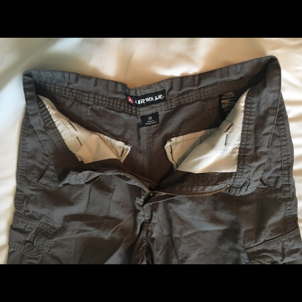 Men's cargo shorts