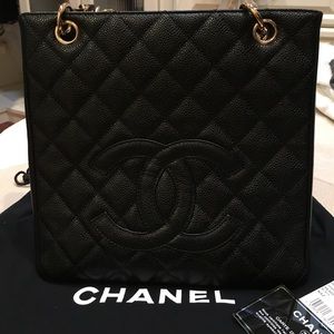 chanel caviar petite shopping tote