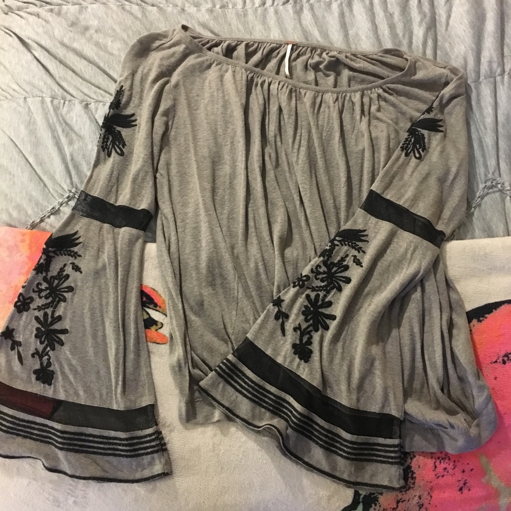 Free People gray bell-sleeved top