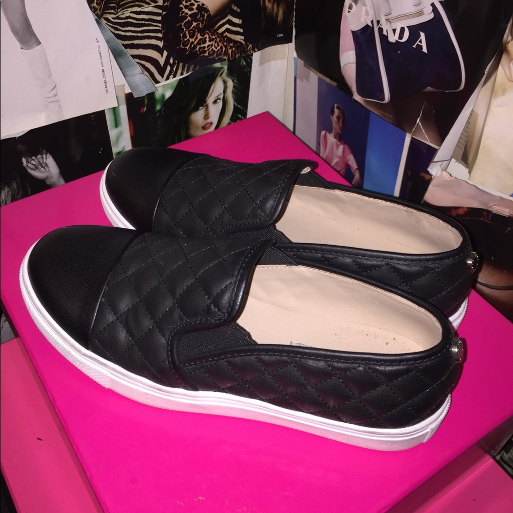 Steve Madden • Zaander