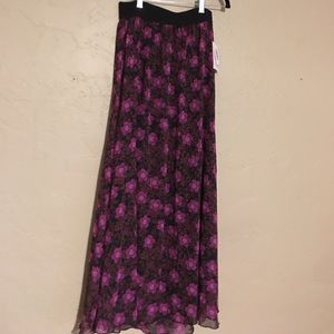 LuLaRoe Floral Lucy skirt
