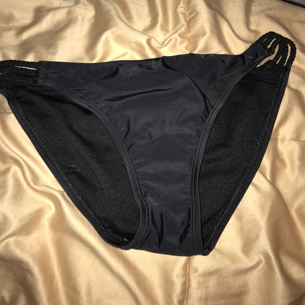 Black bathing suit bottoms