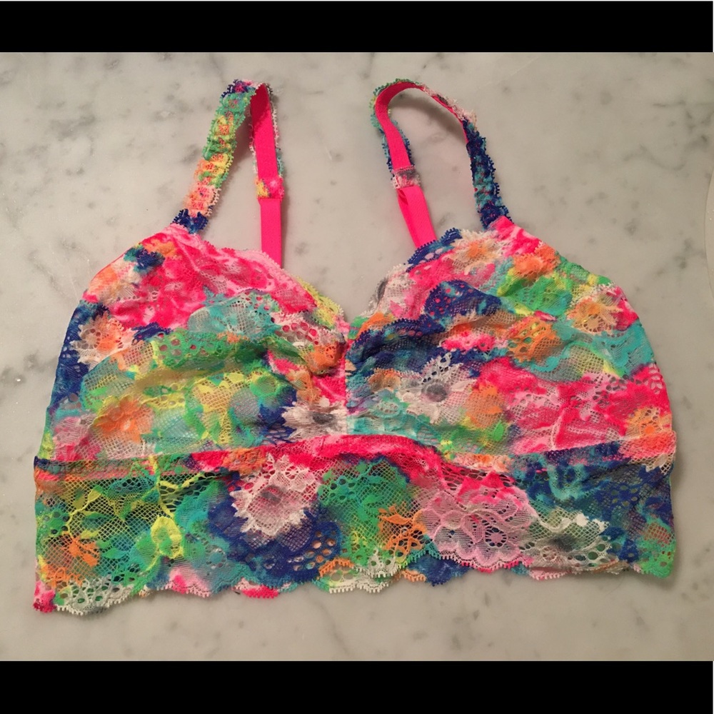 Sale! NWT Victoria's Secret bralette S bra