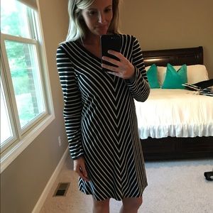 Max Studio Shift Dress