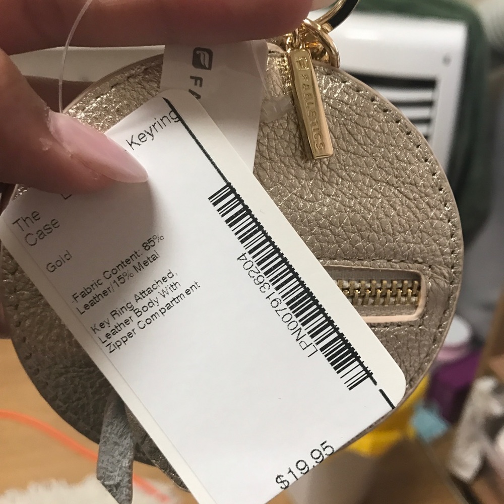 Fabletics coin holder