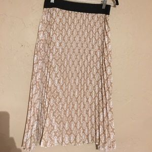 LuLaRoe Jill Skirt