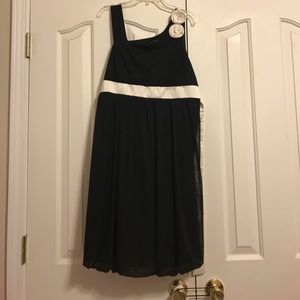 dresses!! you can get them all!!