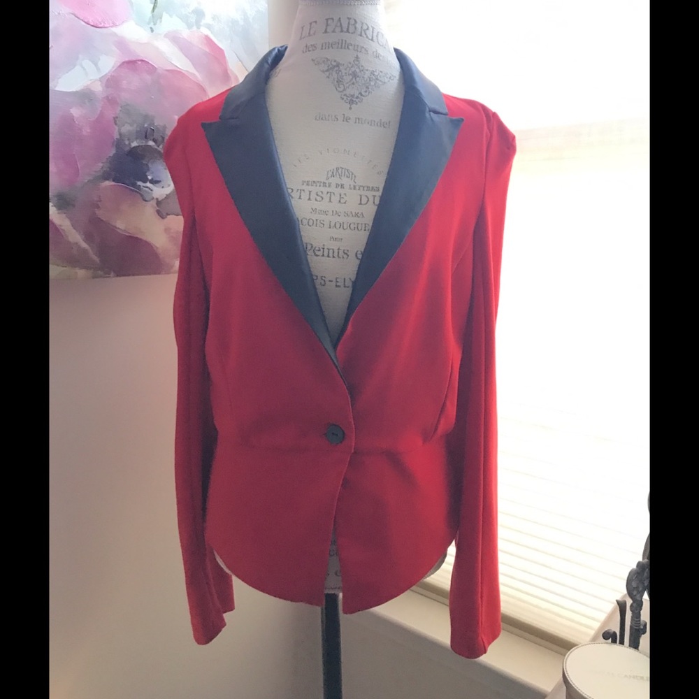 Red blazer w/ Shoulder Pads