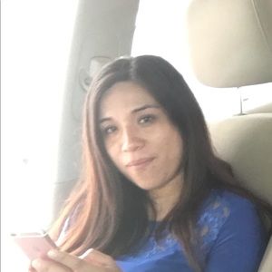 Meet your Posher, Gabriela