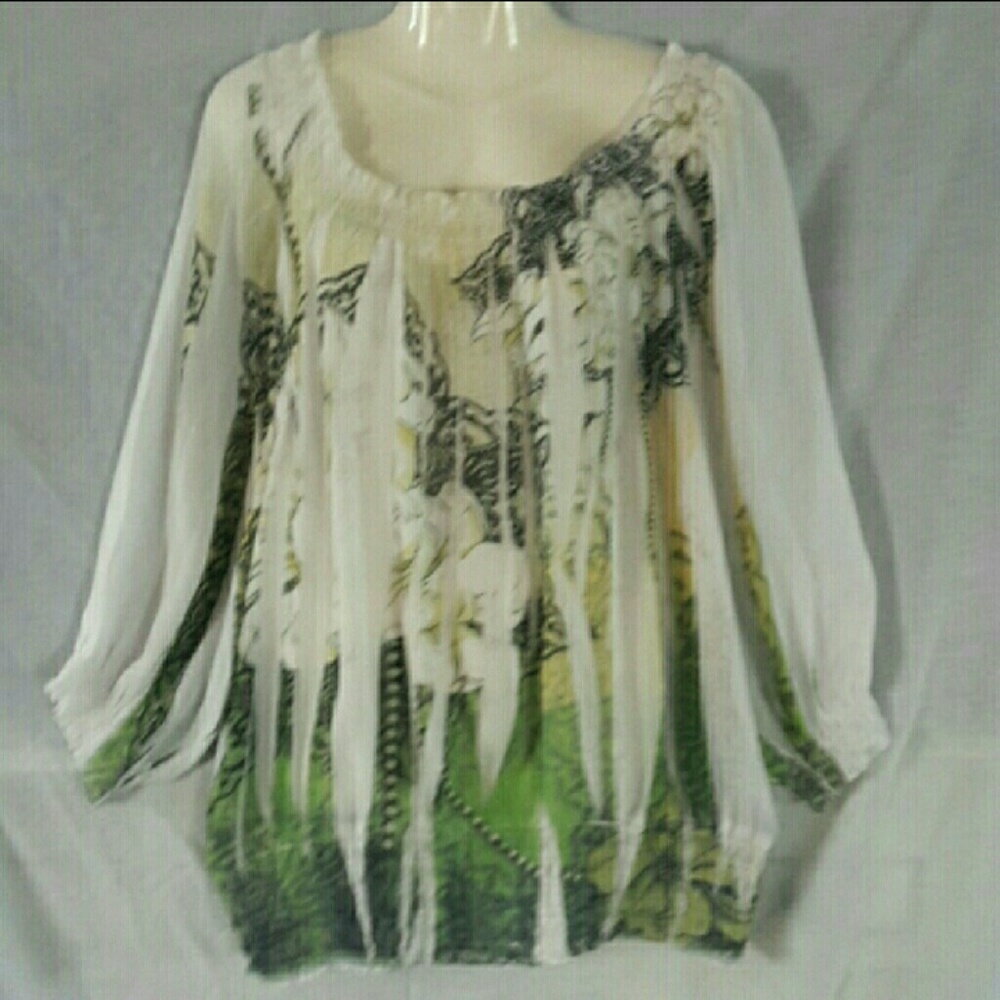 Floral Print Pullover Blouse