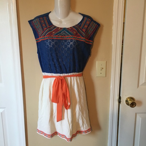 Flying Tomato Dresses & Skirts - Game Day Flying  Tomato Aztec Belted Dress Large