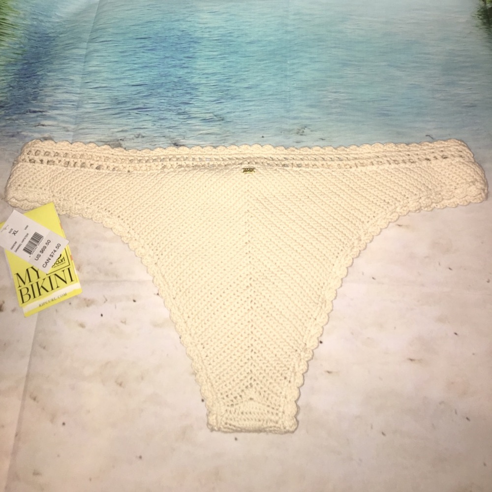 🆕	Rip Curl Women's Damsel Hipster Bikini Bottom, - Picture 6 of 8