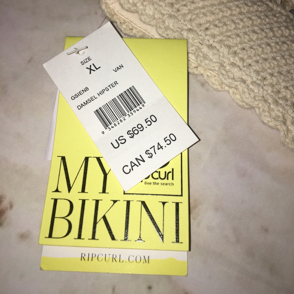 🆕	Rip Curl Women's Damsel Hipster Bikini Bottom, - Picture 8 of 8