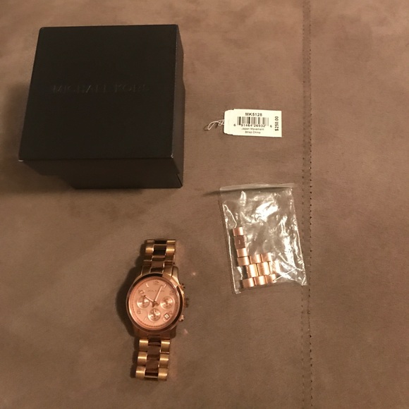 MK Michael Kors Rose Gold Watch