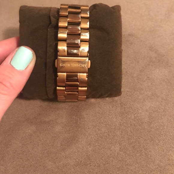 MK Michael Kors Rose Gold Watch main image 6