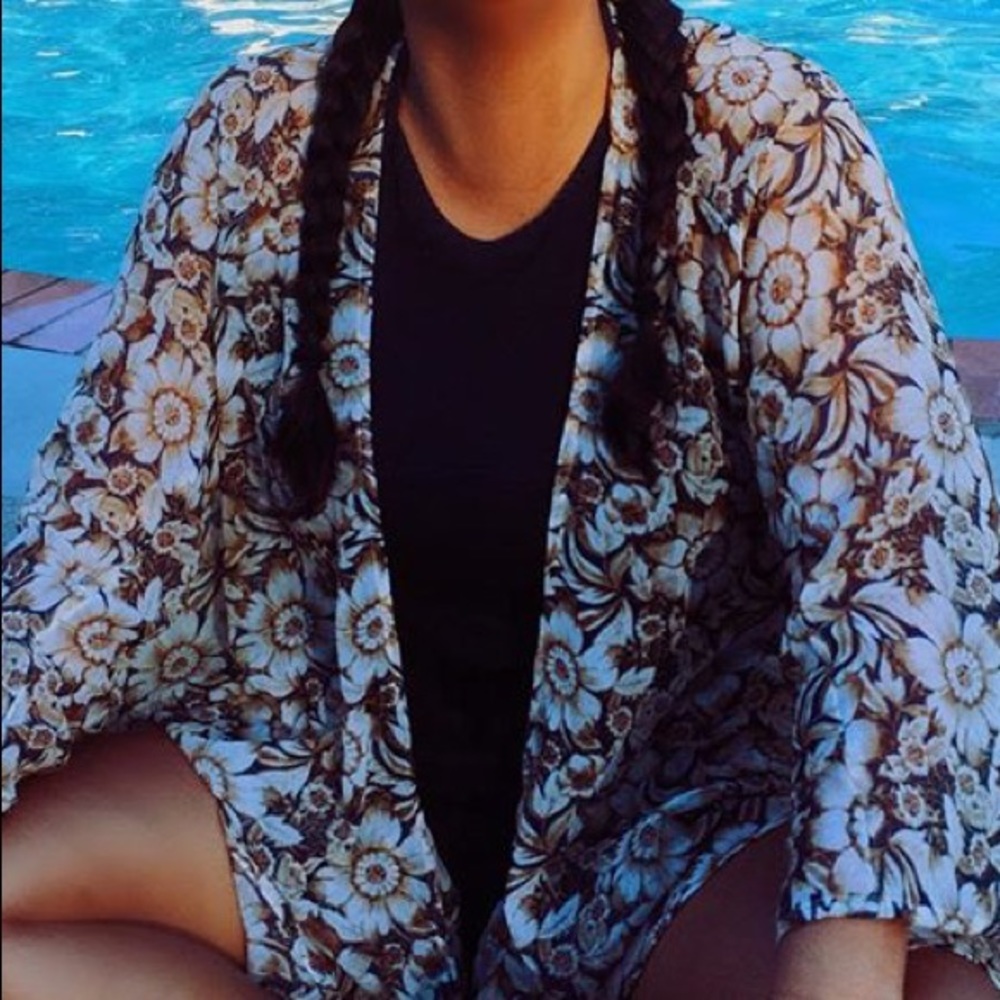 Sheer floral kimono