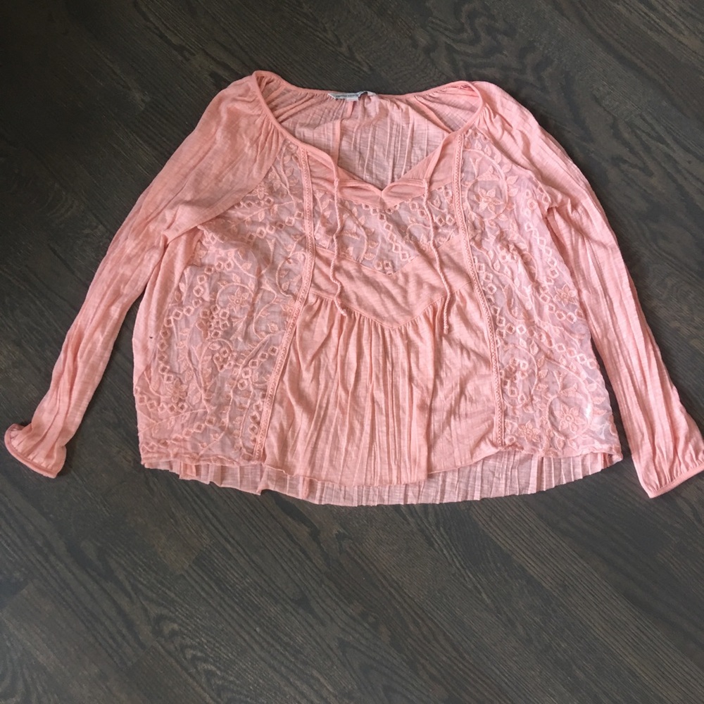 American Eagle light pink embroidered blouse
