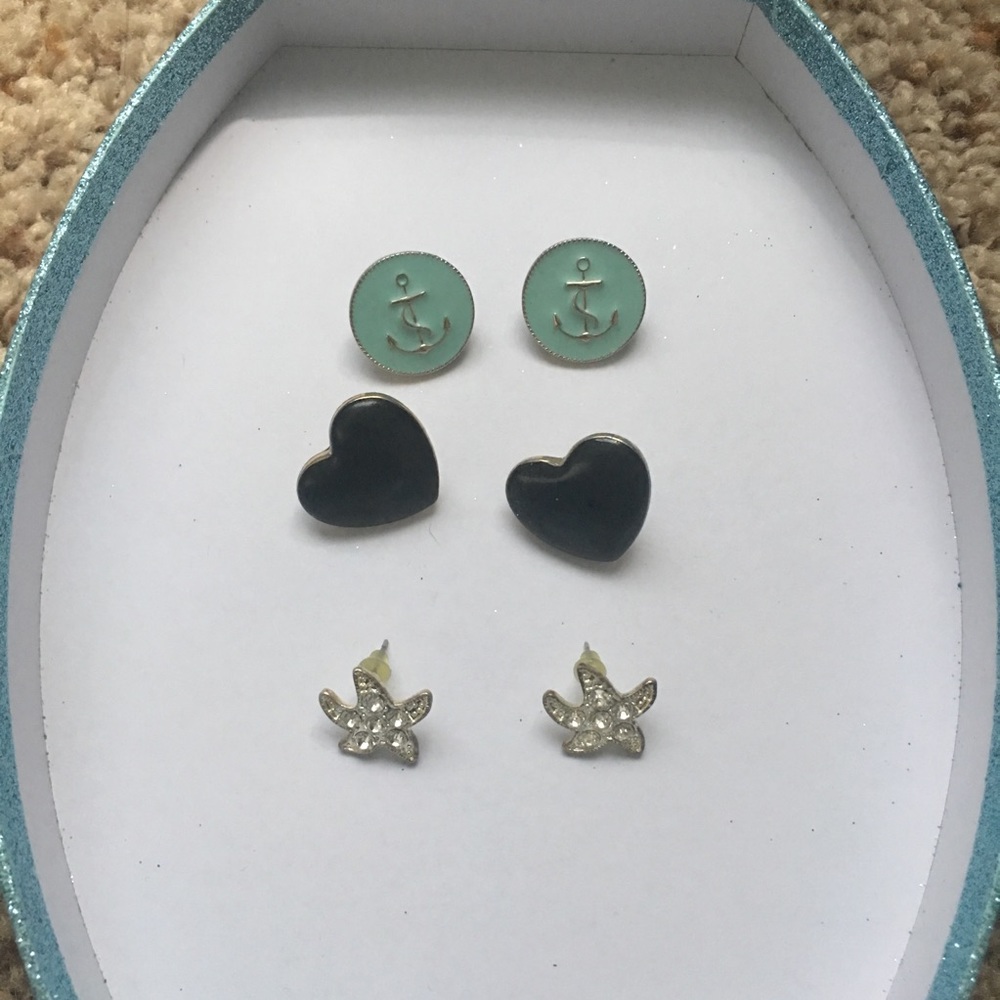 CLEAR OUT SALE 3 pairs of big stud earrings