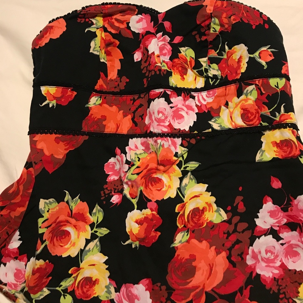 Torrid strapless top size 0