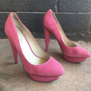 Elizabeth and James Pink Suede Pump Heels
