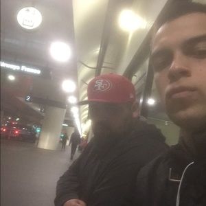 Meet your Posher, Victor