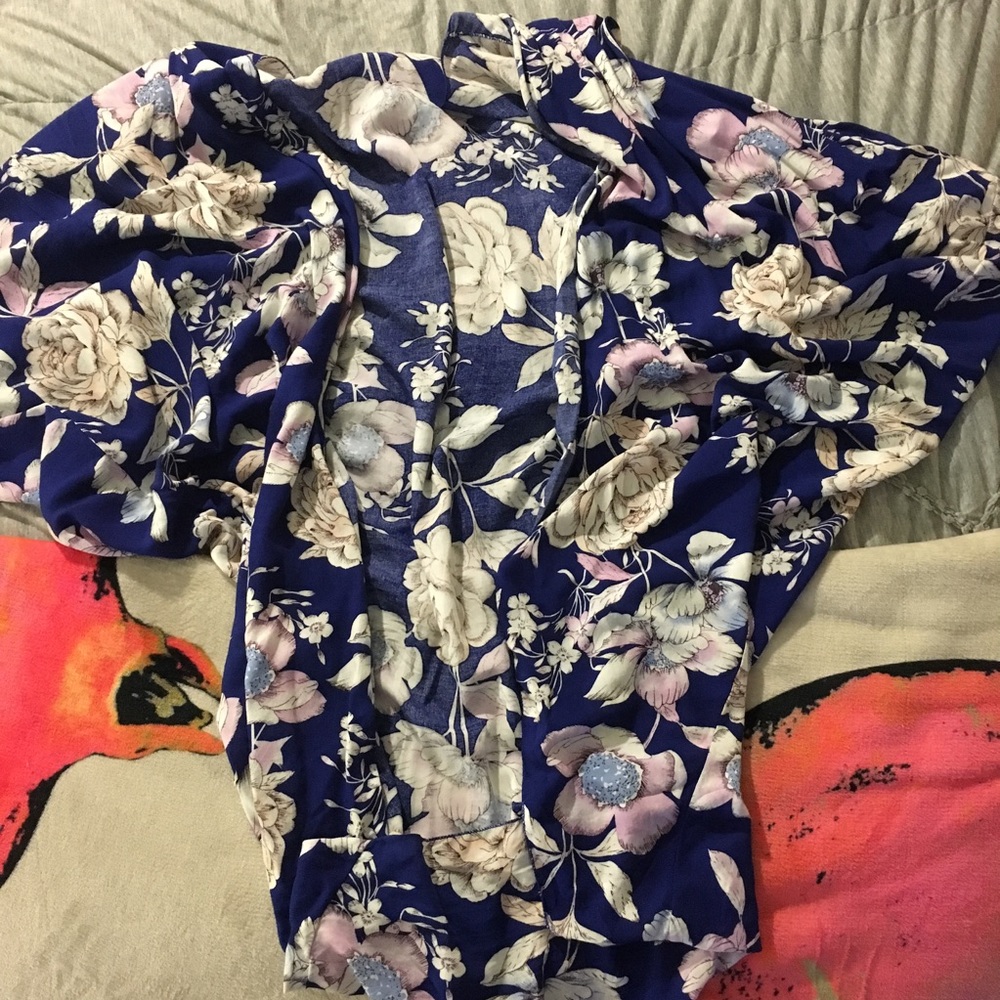 Floral kimono