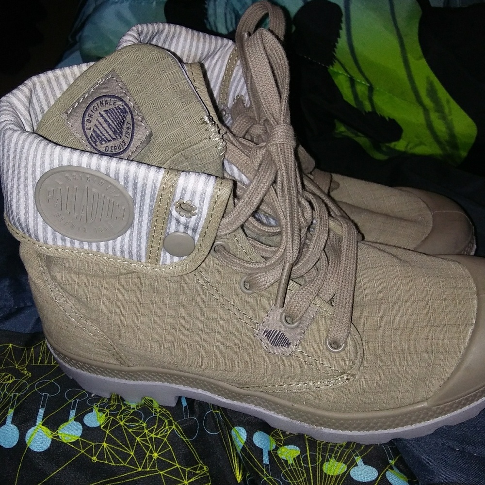 Awesome stylish sneaker boots