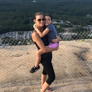 Meet your Posher, Lorraine