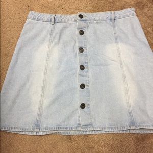 🎉SOLD🎉Button Down Jean Skirt