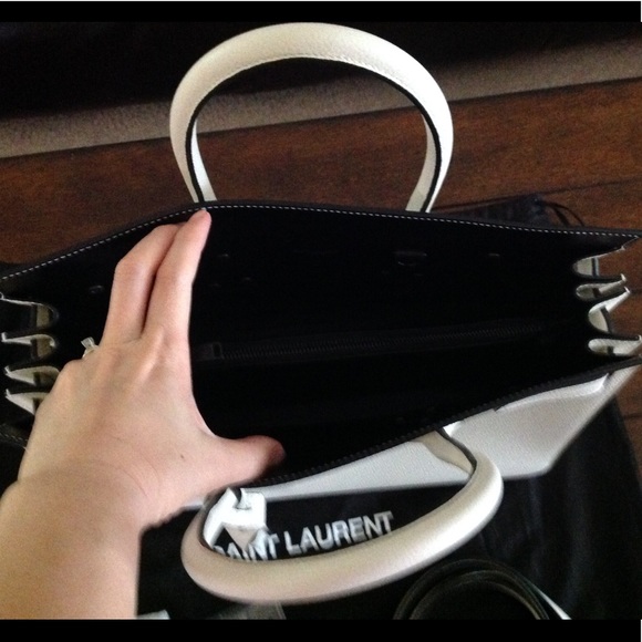 Saint Laurent Sac de Jour small white bag - Picture 5 of 6