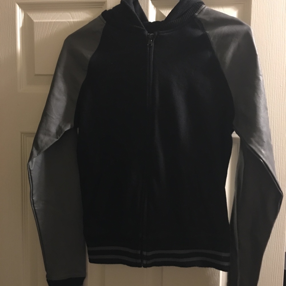 SO Kohls brand black and grey jacket