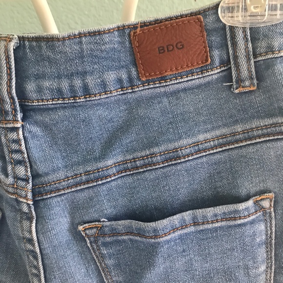 ♡ high waisted shorts UO ♡ - Picture 2 of 4