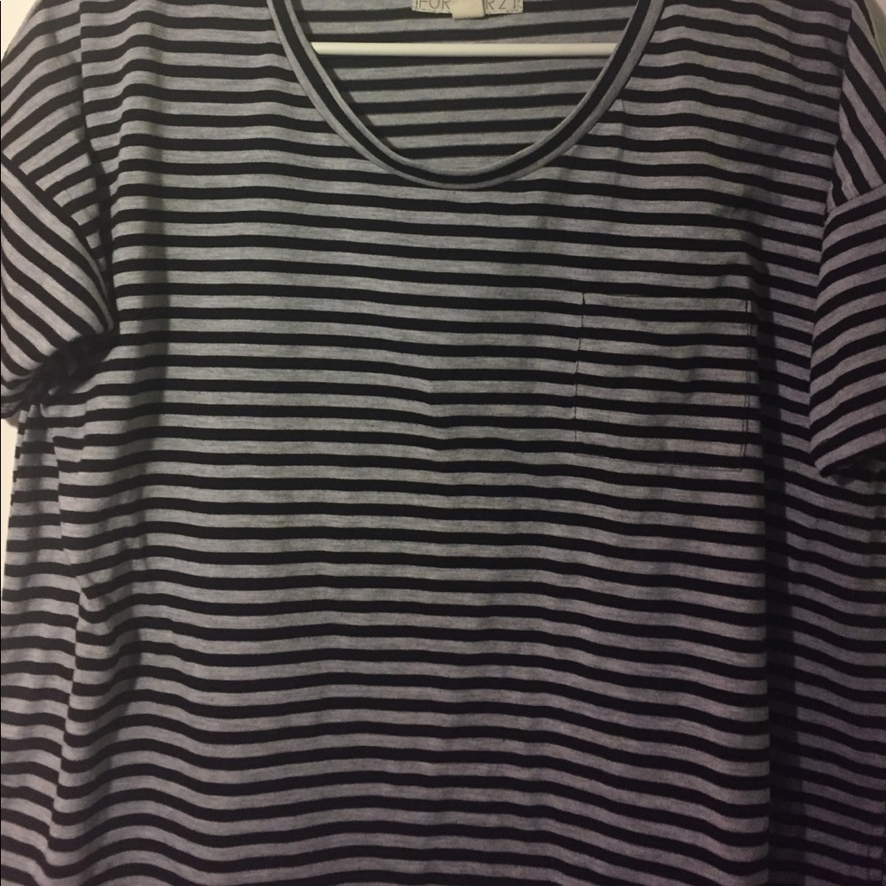 Forever 21 stripped tshirt