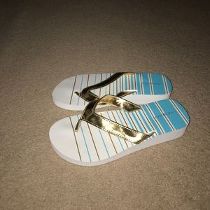 Flip flops
