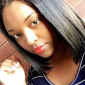 Meet your Posher, Lakia