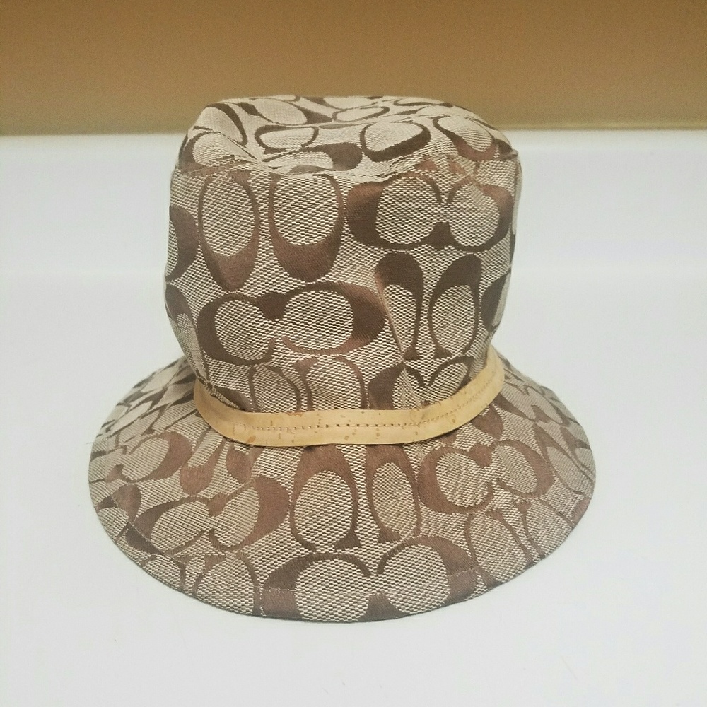 Classic Coach Signature Hat