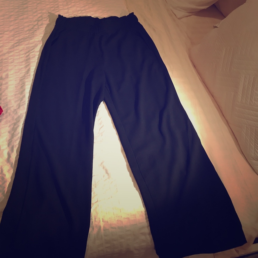Black pants size 10 never wear