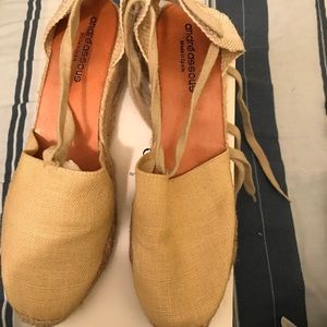 Andre Assous Wedge Shoe