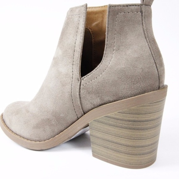 Last Pair (5.5)! Dusty Brown Side Cut Booties - Picture 4 of 4
