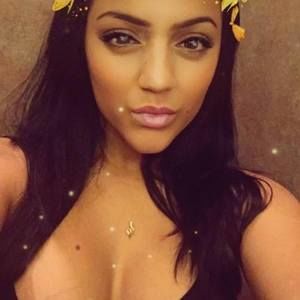 Meet your Posher, Isamari