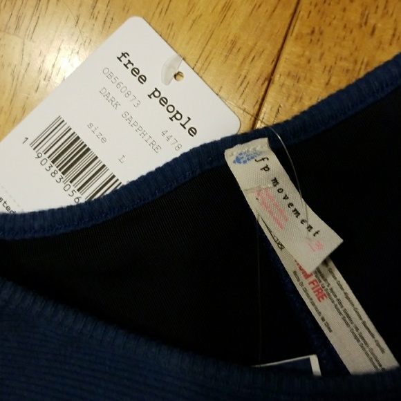 Free People NEW  Super Nova Yoga Crop Top - Picture 7 of 8