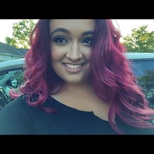 Meet your Posher, Amanda