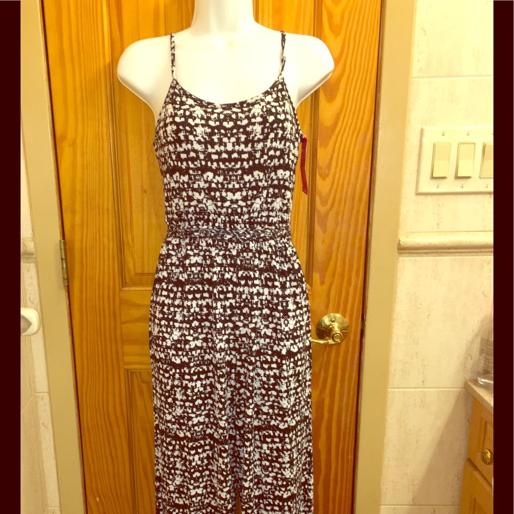 NWT Xhilaration Black & White Print jumpsuit SZ S
