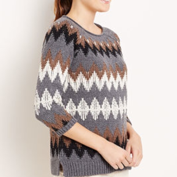 Beautiful Chevron Jacquard Pullover - Picture 2 of 4