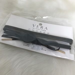 Vera by New York CHOKER