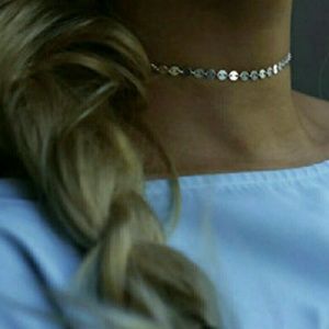 BAOI!!! NWOT Dainty coin choker necklace!