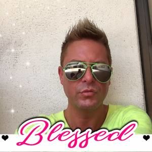 Meet your Posher, Aaron