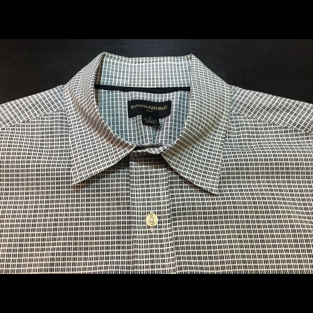 Banana Republic black & white dress shirt medium