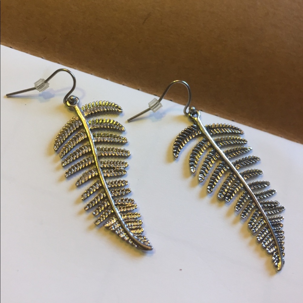 Beautiful detailed silver fern earrings